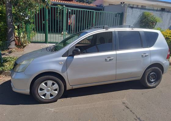 NISSAN LIVINA 1.6 16V FLEX 4P MANUAL